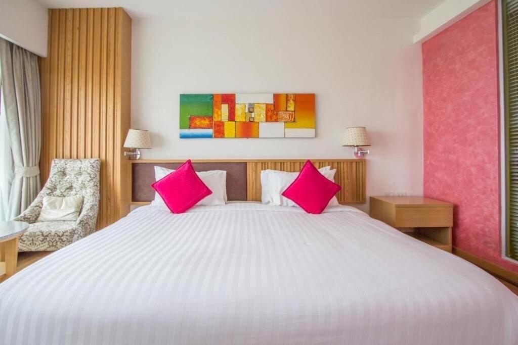 Mamaison Hotel Buriram Exterior photo